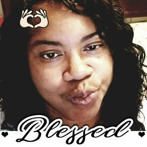 Meet your Posher, Felicia